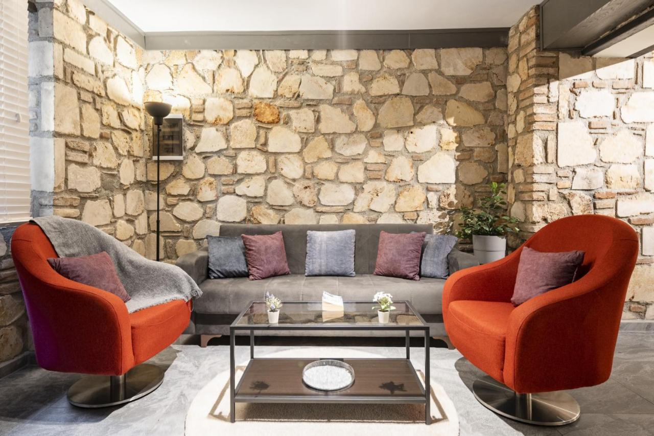 Charming Flat Near Hadrians Gate Apartment Antalya Ngoại thất bức ảnh