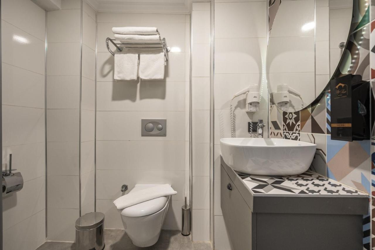 Charming Flat Near Hadrians Gate Apartment Antalya Ngoại thất bức ảnh